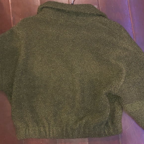 Olive Green Cropped Teddy Sweater - Picture 3 of 3